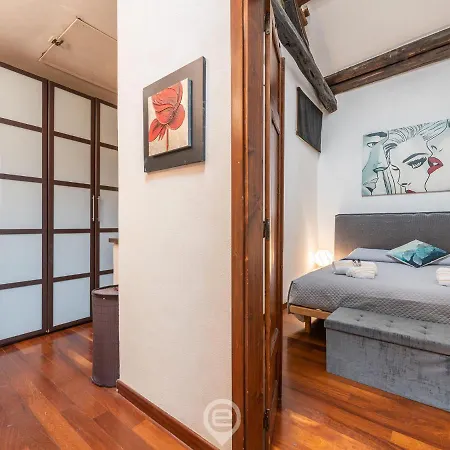 Loft Corso 86 Apartment *